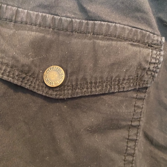 Guess cropped size M joggers - Picture 7 of 8